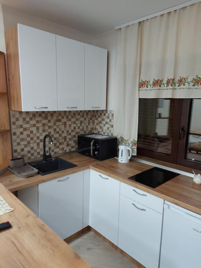 Stiv Apartmani Lukovo Εξωτερικό φωτογραφία