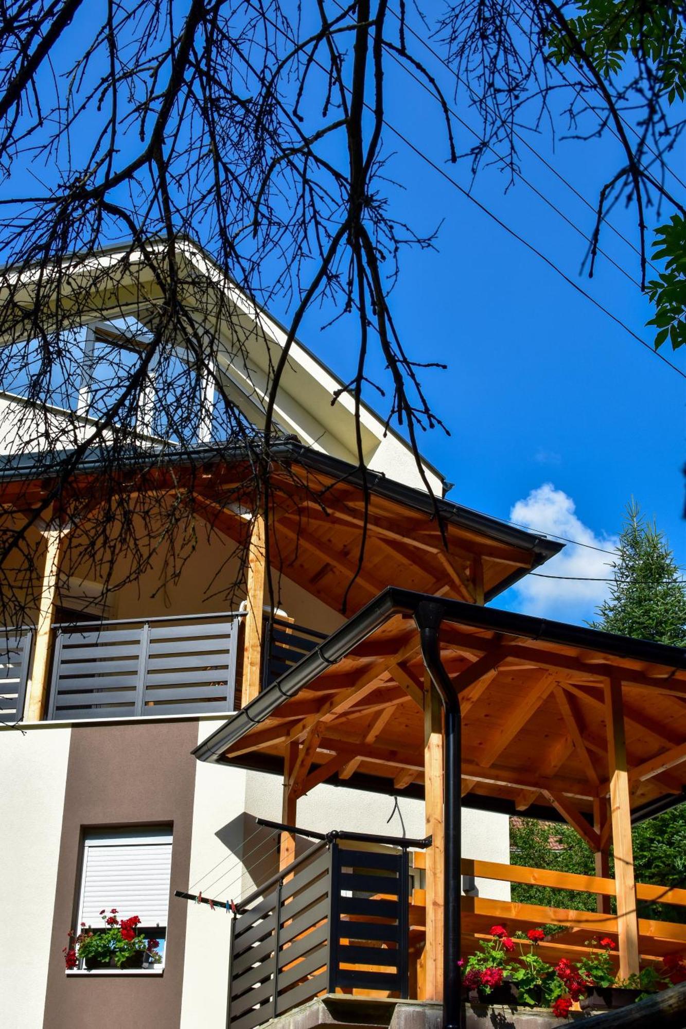 Stiv Apartmani Lukovo Εξωτερικό φωτογραφία