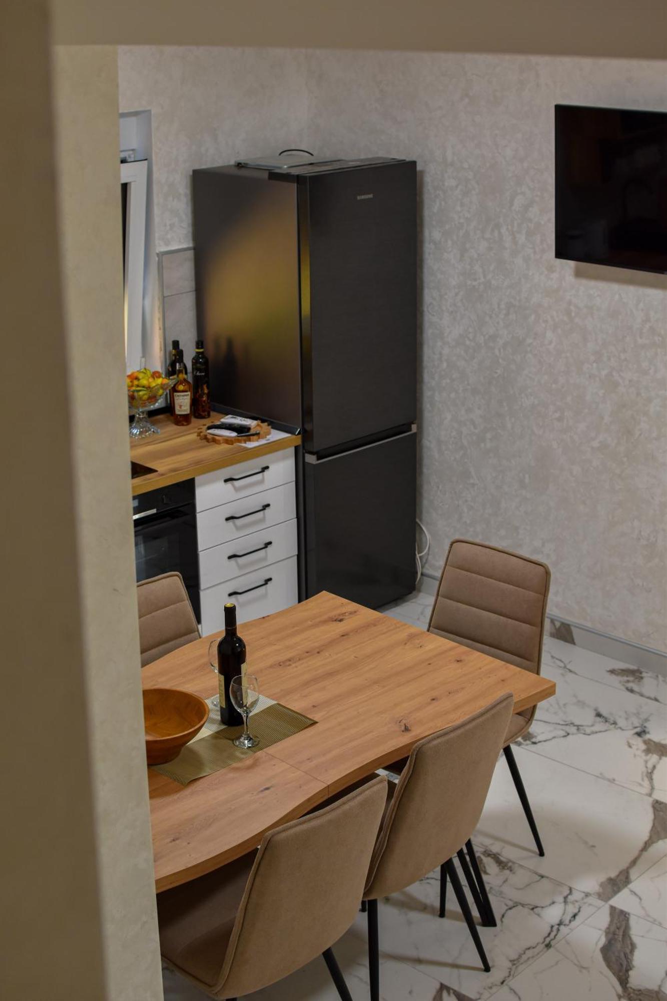 Stiv Apartmani Lukovo Εξωτερικό φωτογραφία